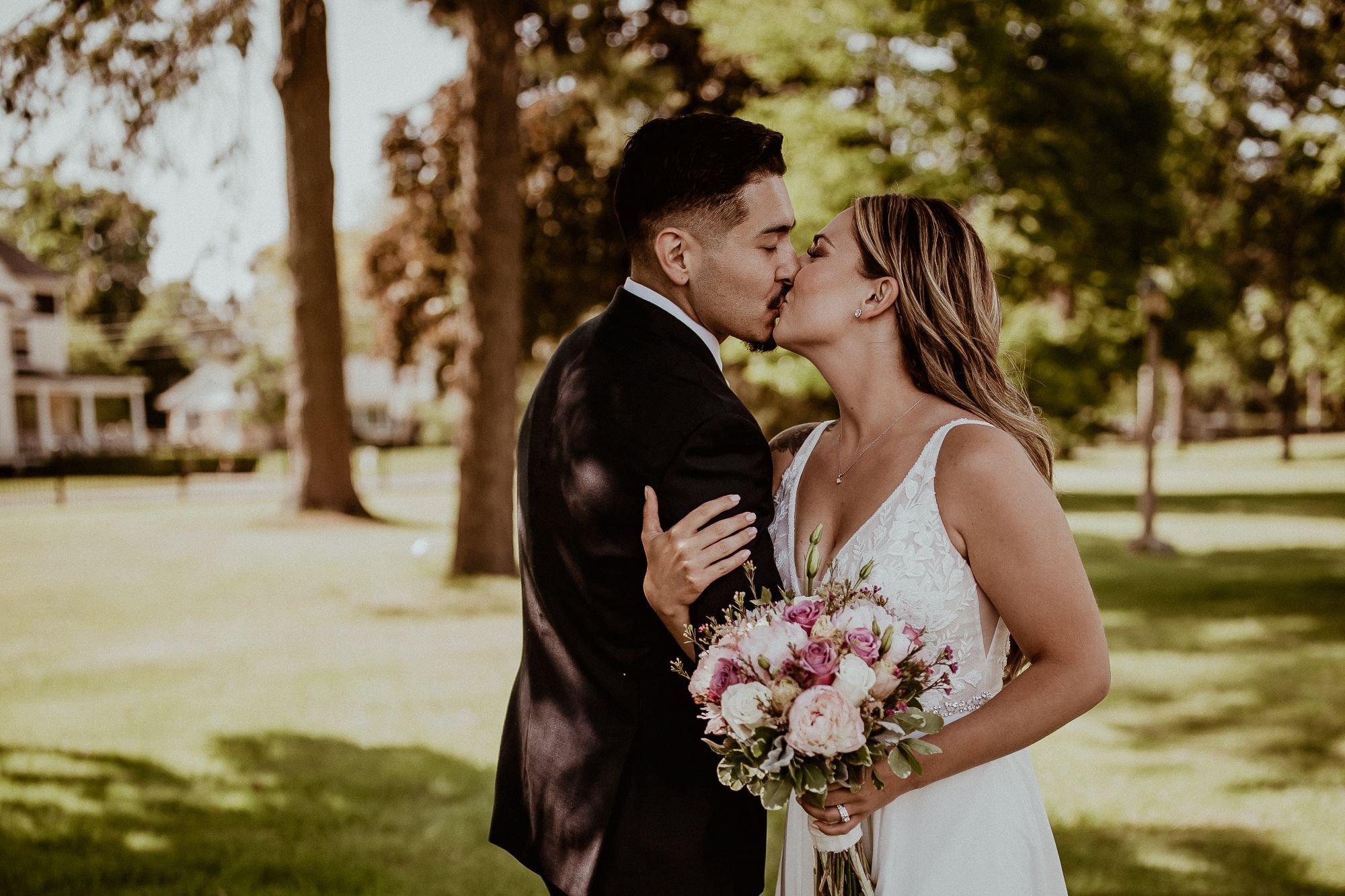 carousel-hero-element image-7