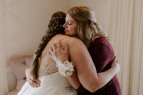 mobile - carousel-hero-element image-6