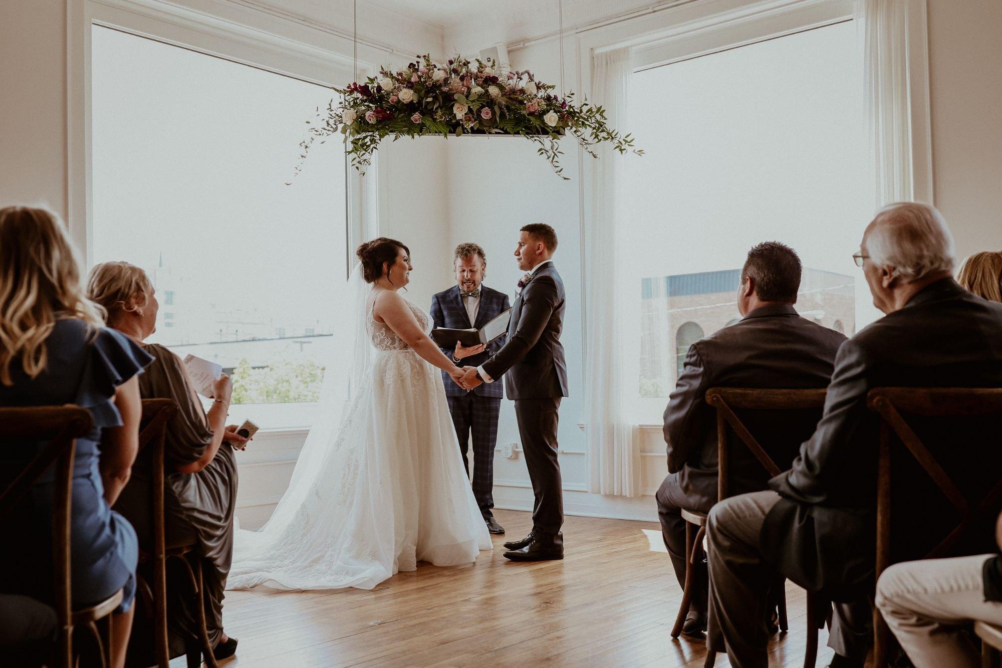 carousel-hero-element image-0