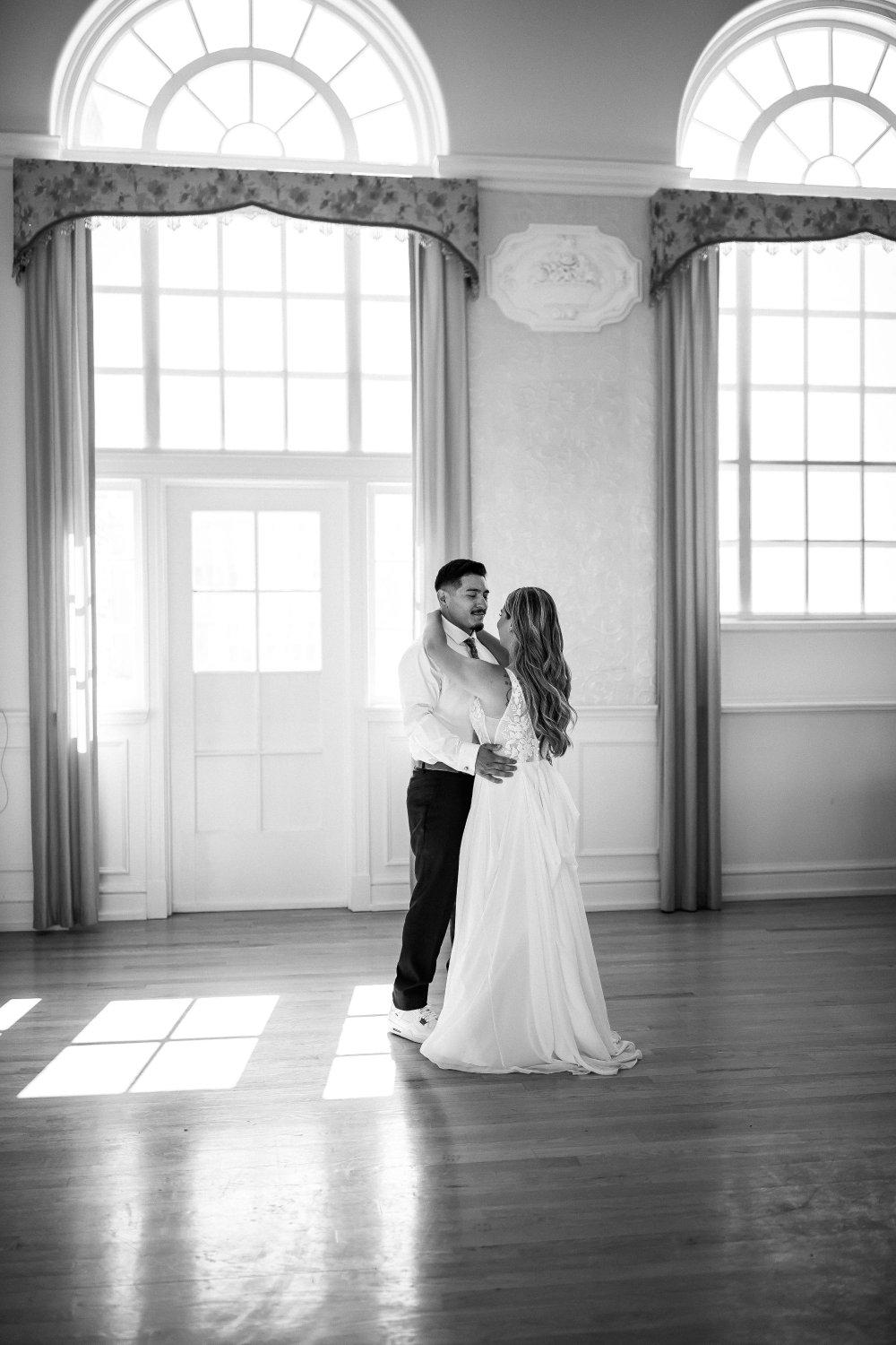 carousel-hero-element image-11