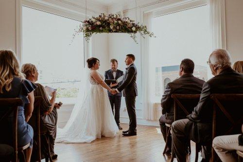 mobile - carousel-hero-element image-0